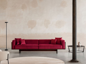 4-местный тканевый диван