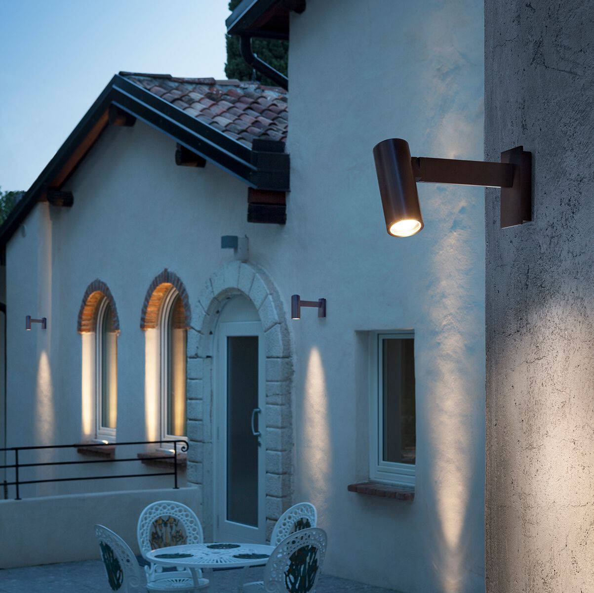 Регулируемая латунная настенная лампа Ghidini Lighting Talitha ARCH-00092268 - Вид №1