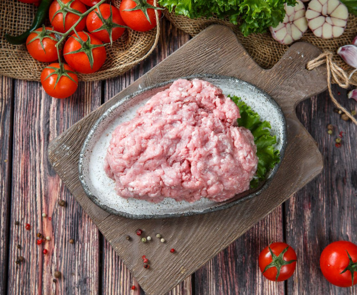 6105 Фарш свиной Вкусляндия 