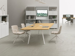 Прямоугольный стол для совещаний