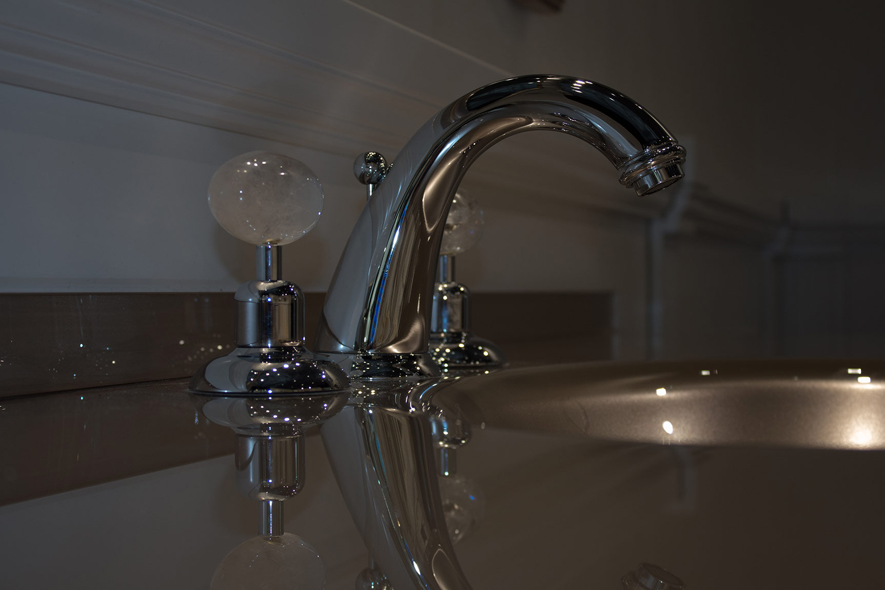 2177 ** 09C Умывальник настенный Nicolazzi Series Cristallo di Rocca  - Вид №1