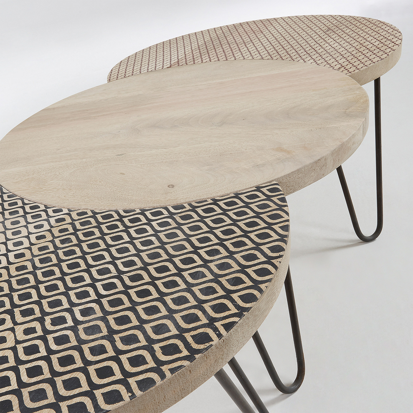 053390 Набор 3х кофейных столиков Hoss La Forma Houp 