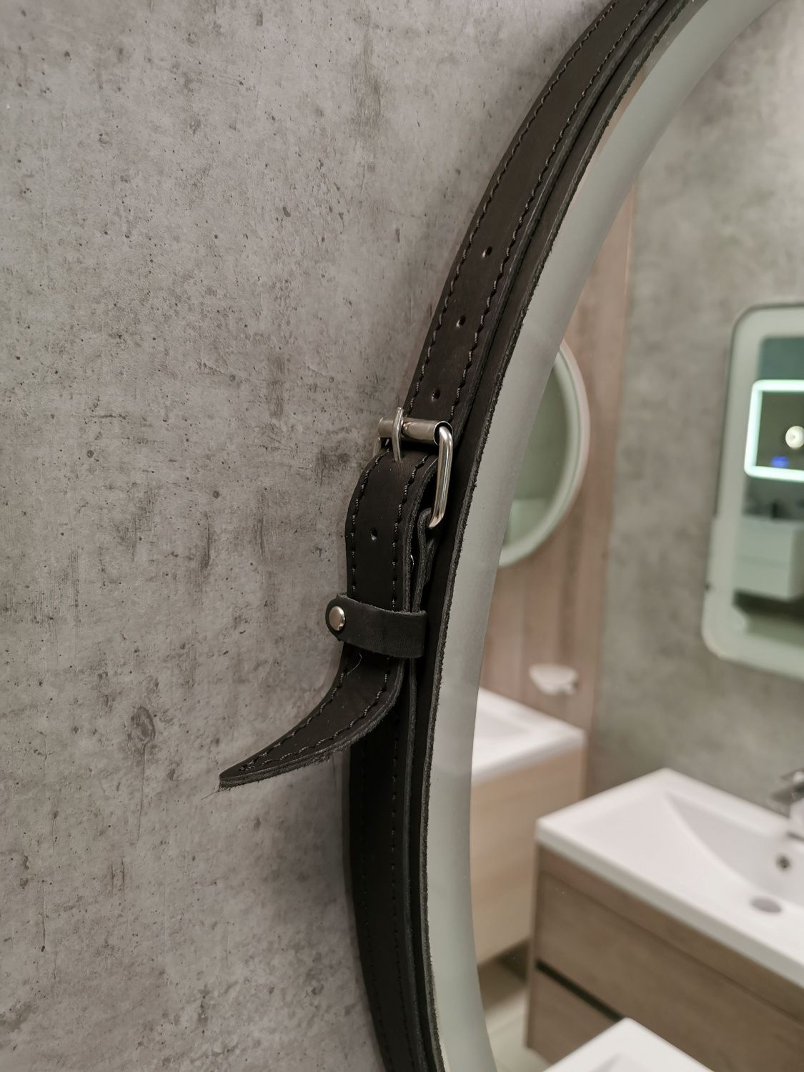 Зеркало с подсветкой ART&MAX Milan AM-Mil-800-DS-F-Nero  - Вид №2