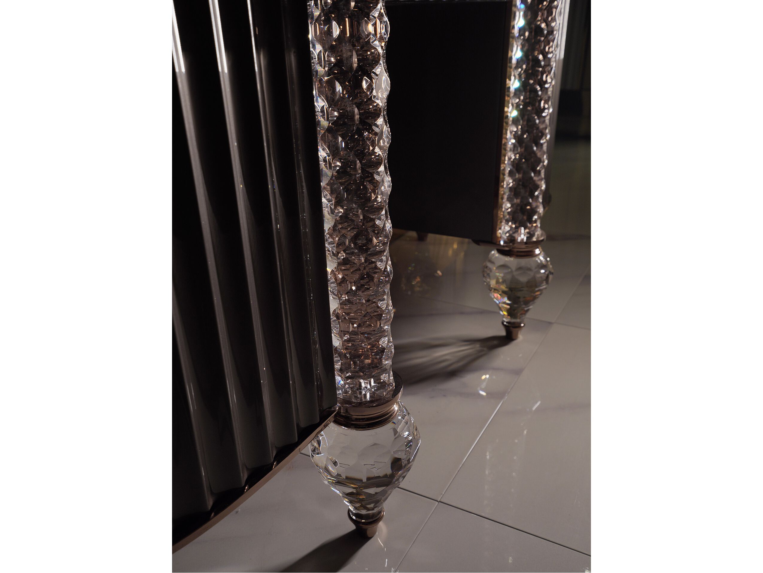 Мобильный туалетный столик Zebrano Velovis ARCH-00121062 - Вид №3