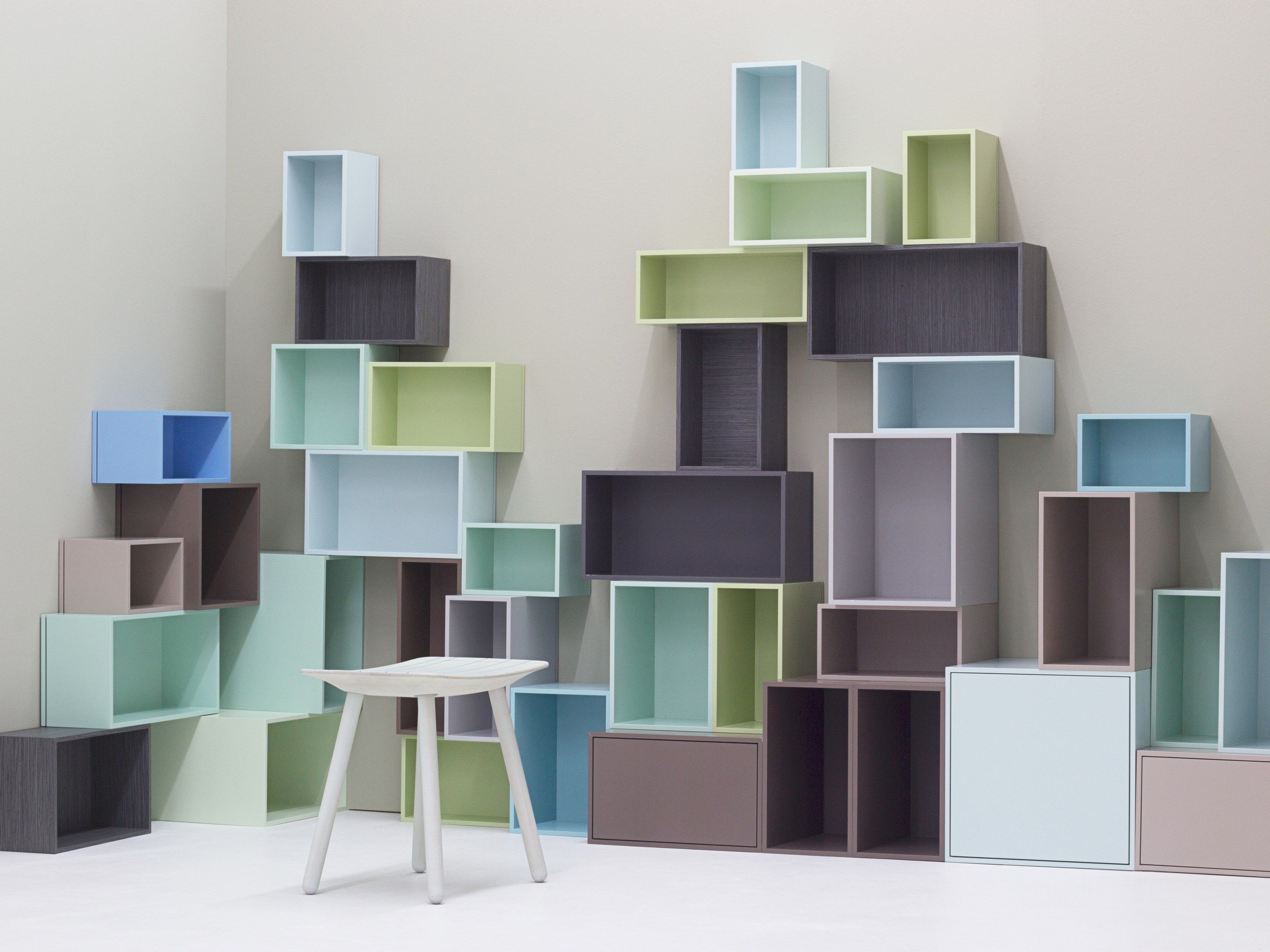 Угловой настенный книжный шкаф Cubit by Mymito ARCH-00081645 - Вид №2