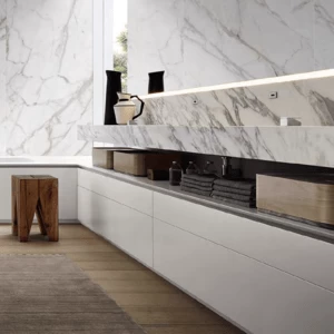 Комбинация ванной комнаты P102 в отделке STRICT 140 Marmo Arabescato/Bianco MILLDUE PURO