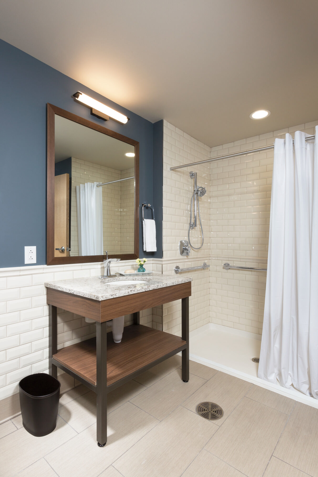 75246 Кольцо для полотенца Delta Faucet Tesla Хром - Вид №2