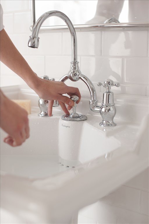 B14, T49A CHR Напольная раковина стоящая овальная Burlington Classic - Вид №4