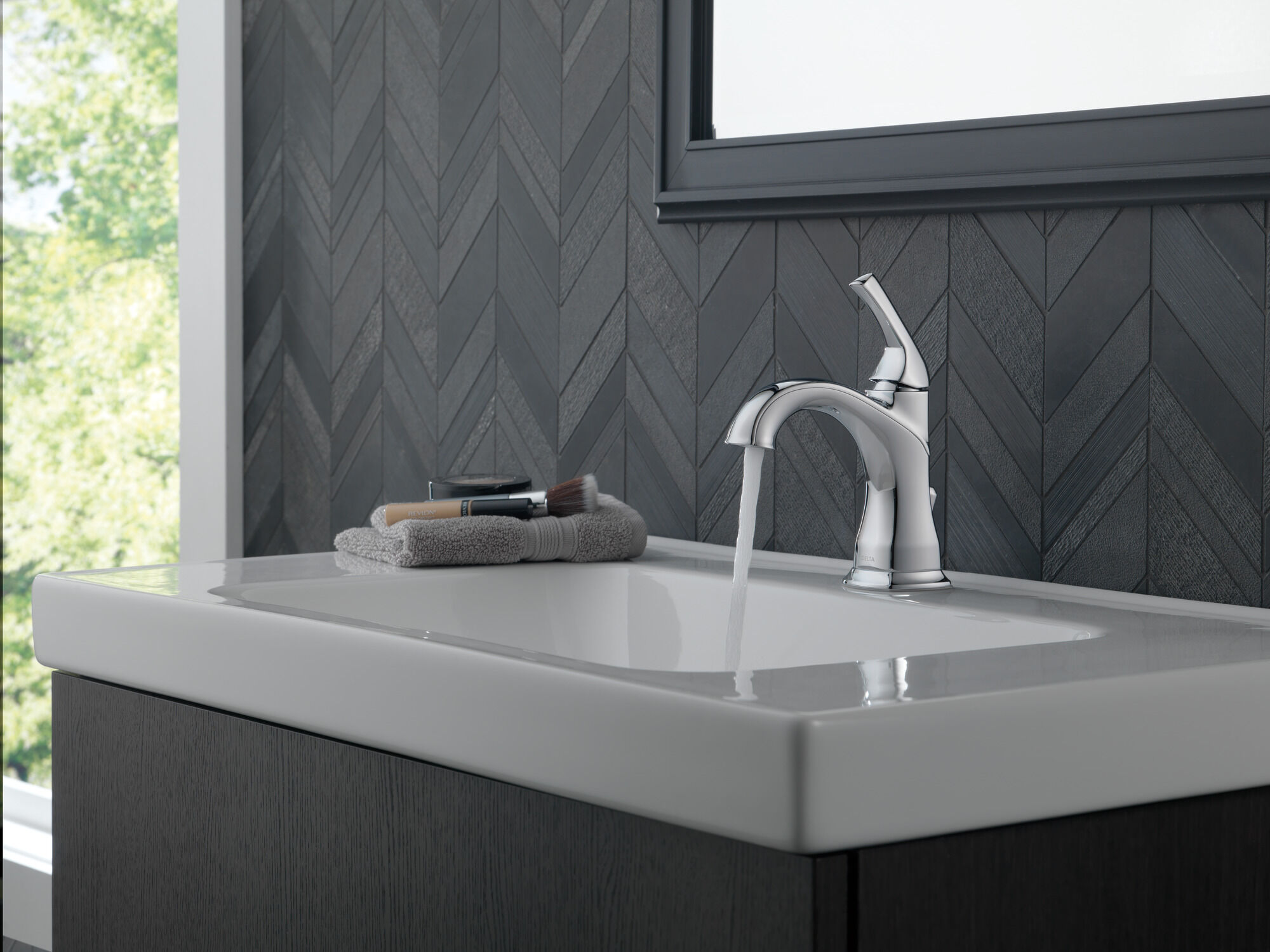 15770LF Смеситель Centerset с одной ручкой Delta Faucet Portwood Хром  - Вид №4