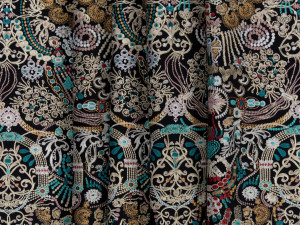 Многоцветная хлопковая вышитая ткань