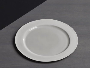 Фарфоровая плоская тарелка