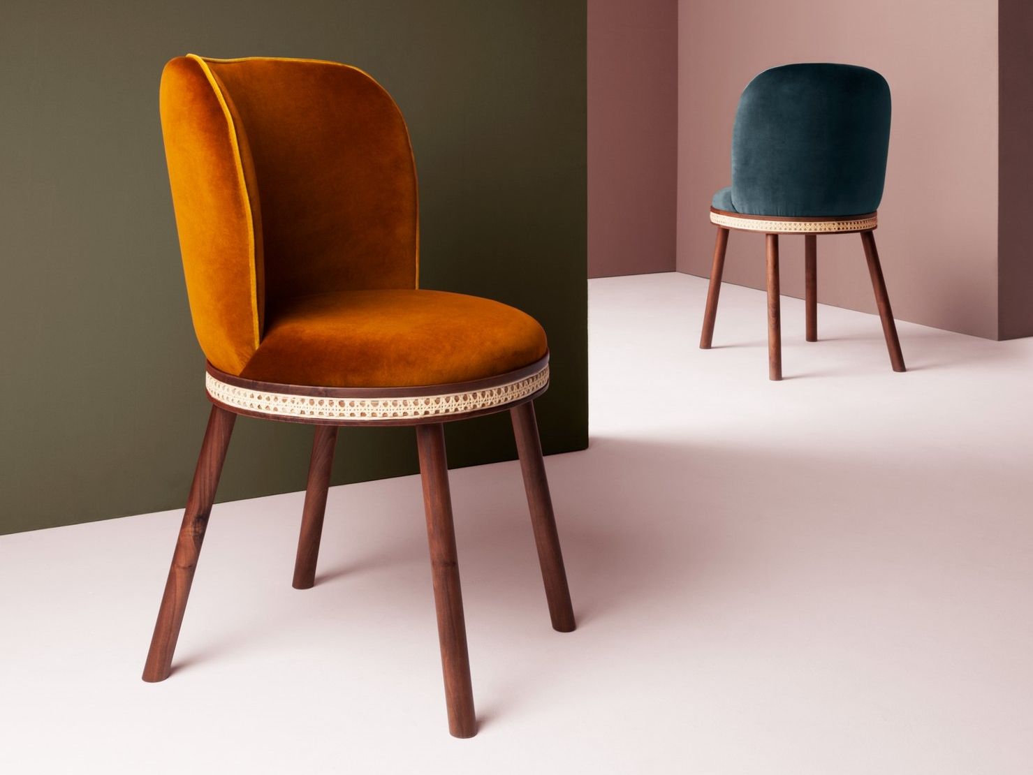 Мягкий стул DOOQ ARCH-00013212