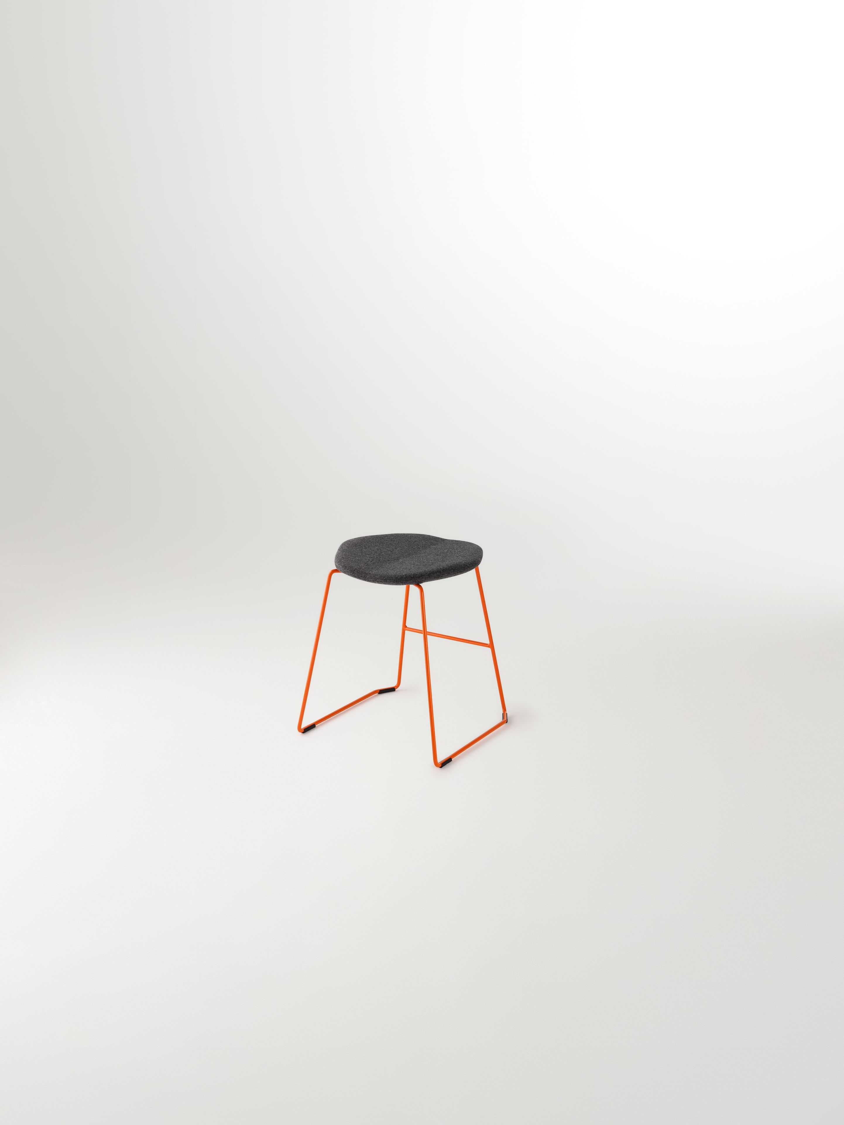 Низкий табурет с подставкой для ног Ross Gardam Duet ARCH-00044911 - Вид №9