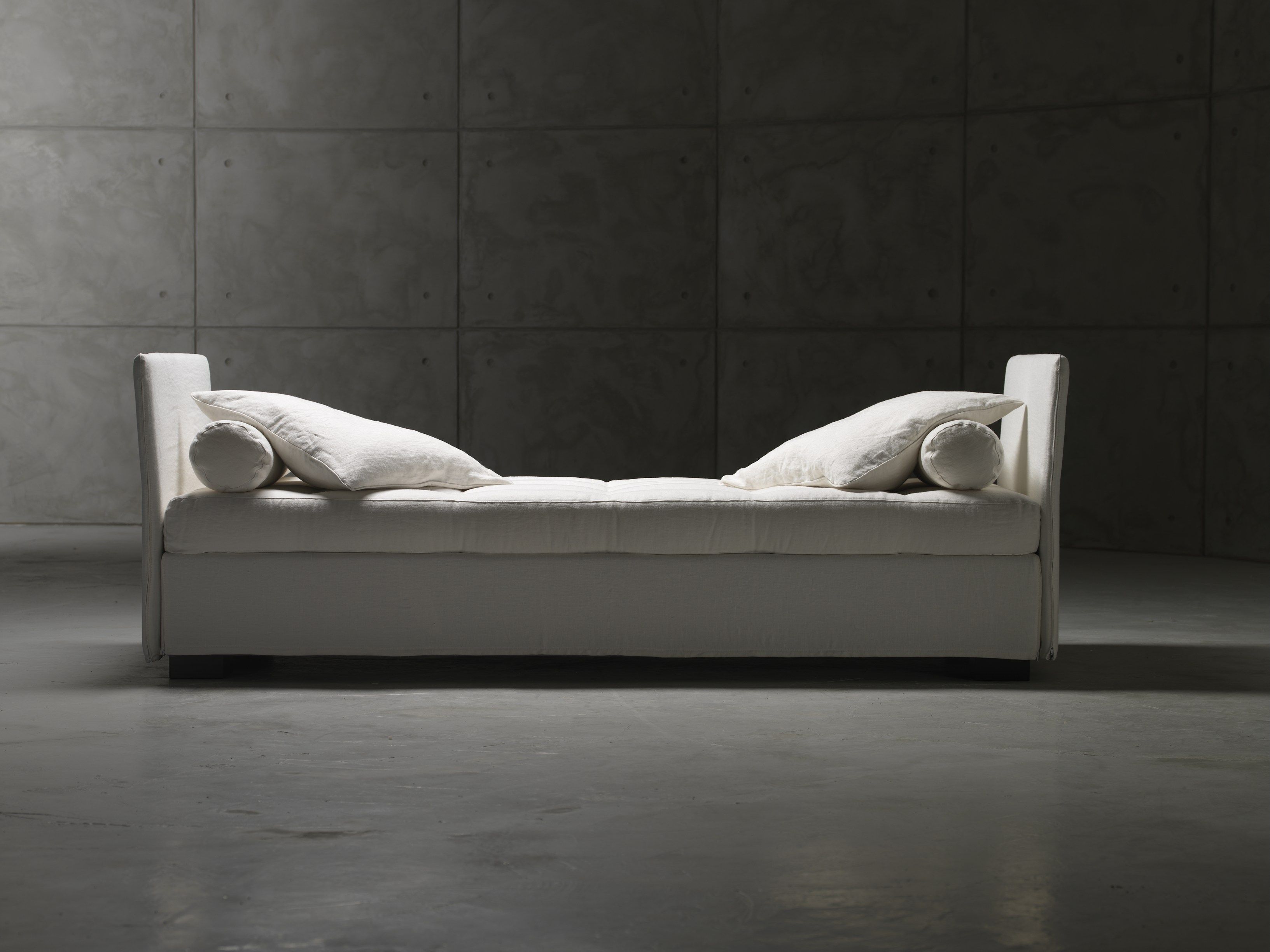 Одноместный диван-кровать из ткани Casamania & Horm Фиджи ARCH-00150893 - Вид №10