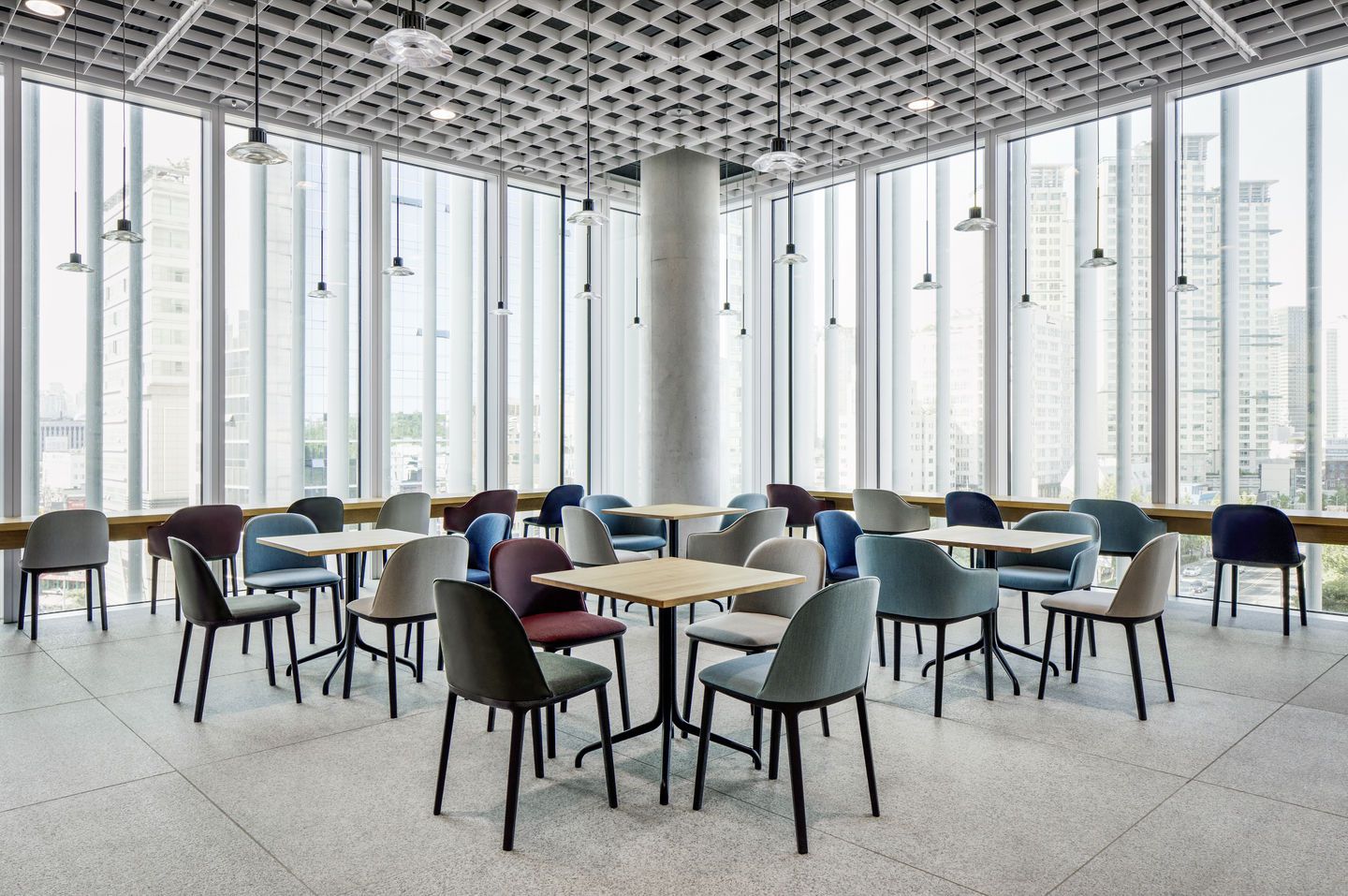 Квадратный стол со стальным основанием и деревянной столешницей VITRA Belleville Table ARCH-00073335 - Вид №2