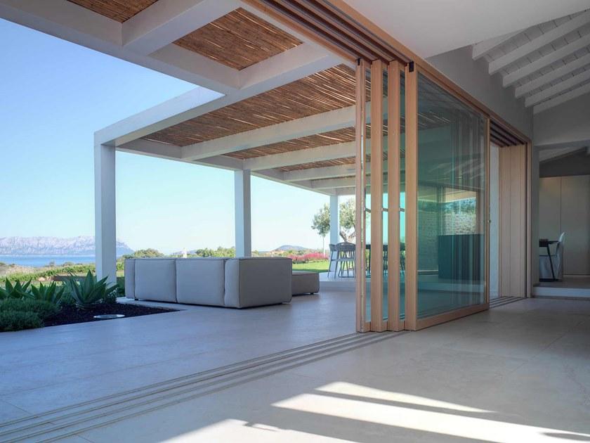 CARMINATI SERRAMENTI Подъемно-раздвижная деревянная дверь с двойным остеклением Skyline system sun-id-1382330 - Вид №7