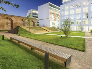 mmcité1 Скамейка из стали и дерева Blocq