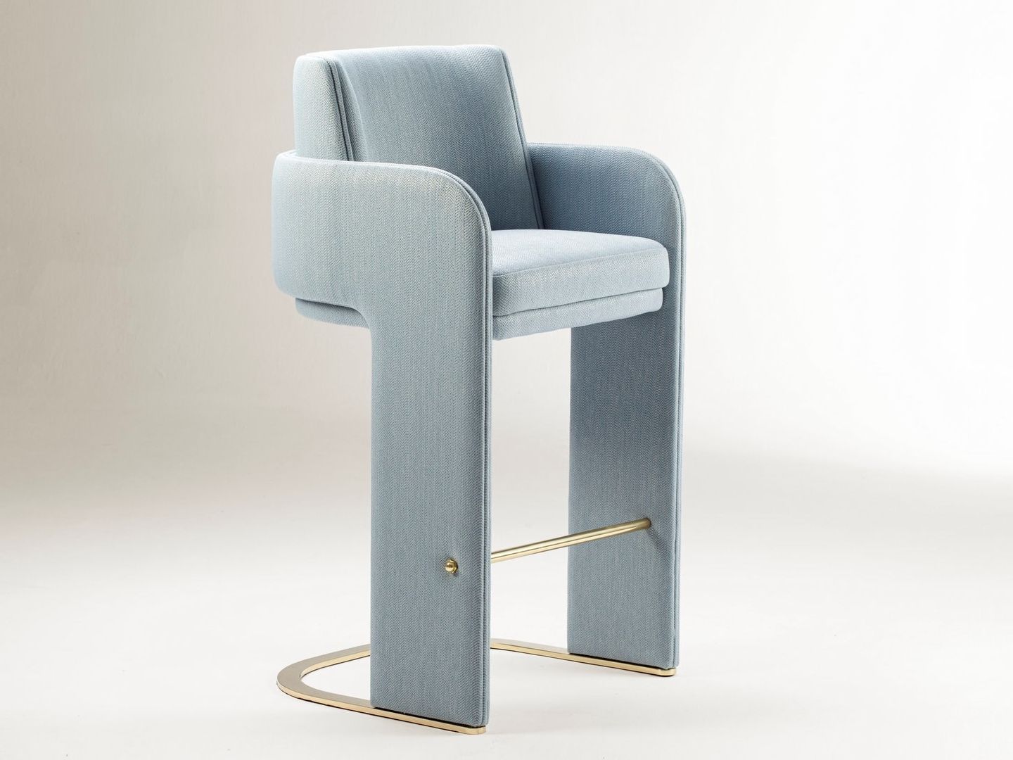 Тканевый барный стул с подлокотниками DOOQ Odisseia ARCH-00092661