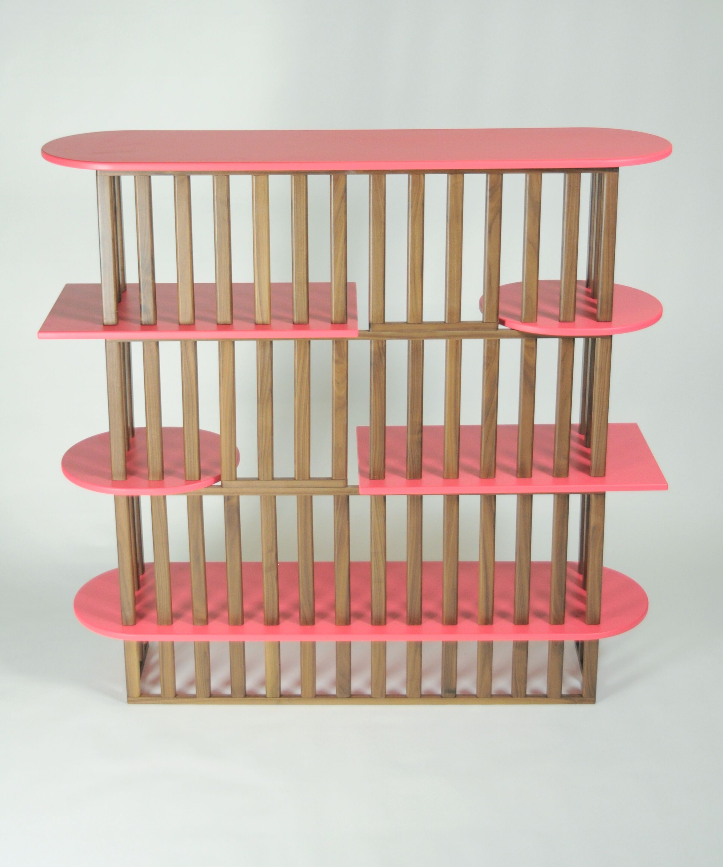 Книжный шкаф из массива дерева с четырьмя полками Medulum ARCH-00097158 - Вид №4