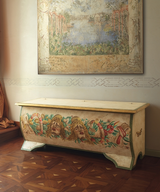 T1100 Tifernoit Передний пузатый сундук Soggiorno 