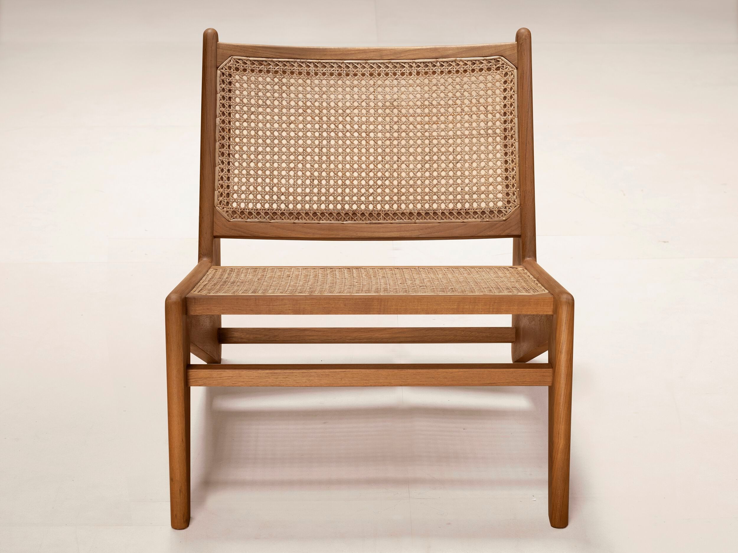 Кресло из тикового дерева без подлокотников Phantom Hands Project Chandigarh ARCH-00063278 - Вид №1