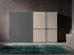 Шкаф с раздвижными дверями на заказ