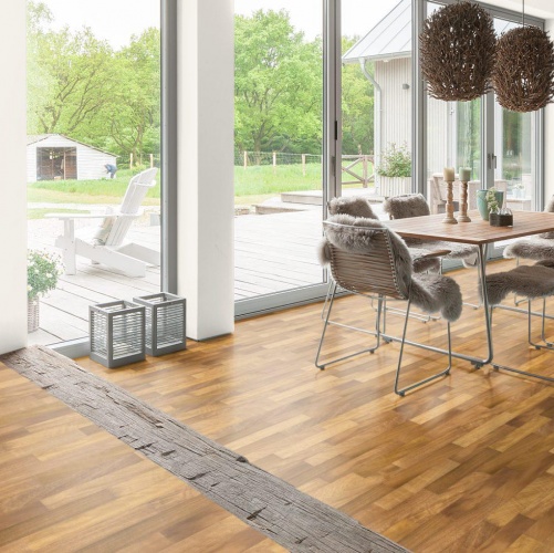 Паркетная доска Haro 4000 Series Top connect Ироко Ироко (Камбала) Натур с брашью (Текстурированная) 2200х180 мм 675181 - Вид №1