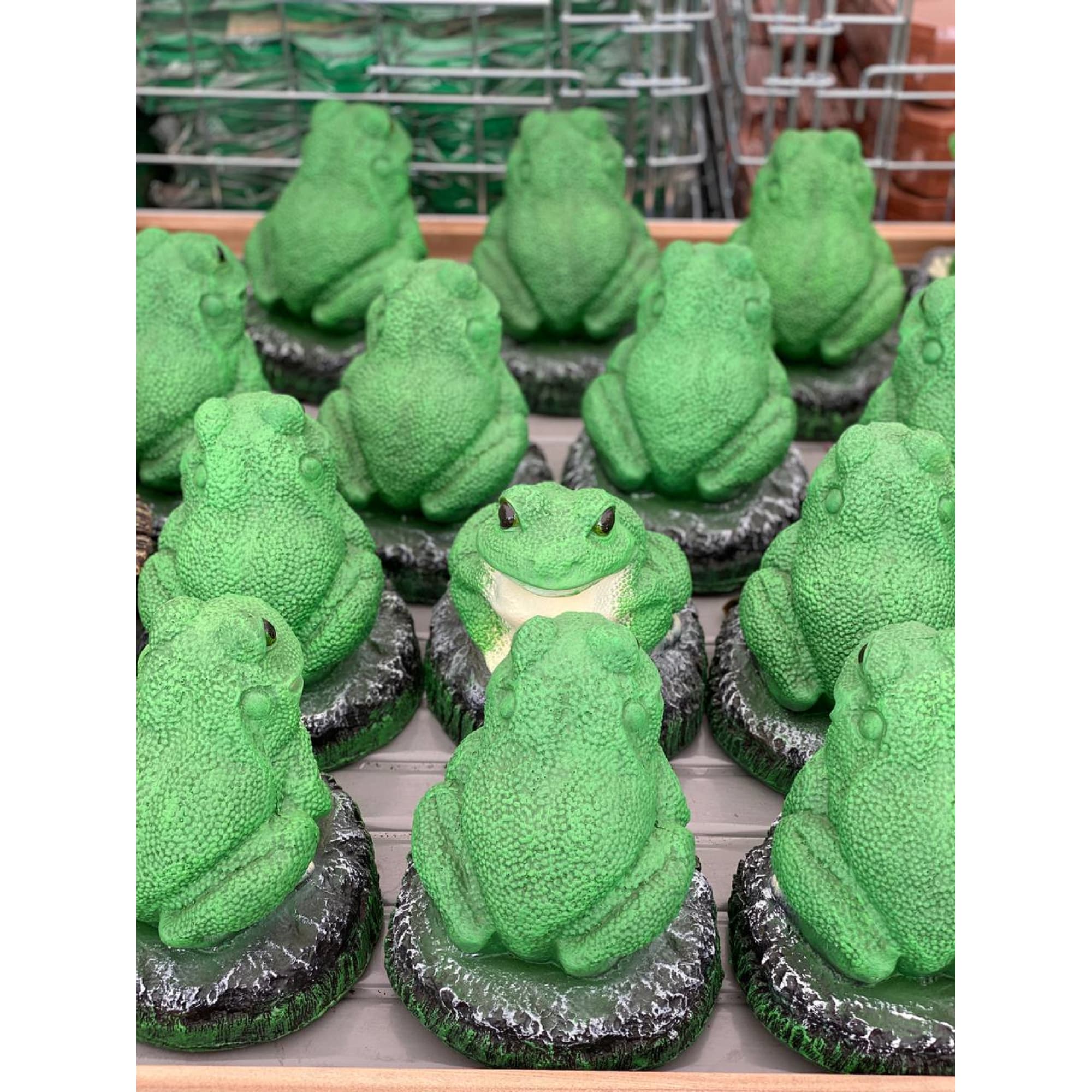 82558137 Садовая фигура «Лягушка на камне» высота 22 см Santreyd  - Вид №3