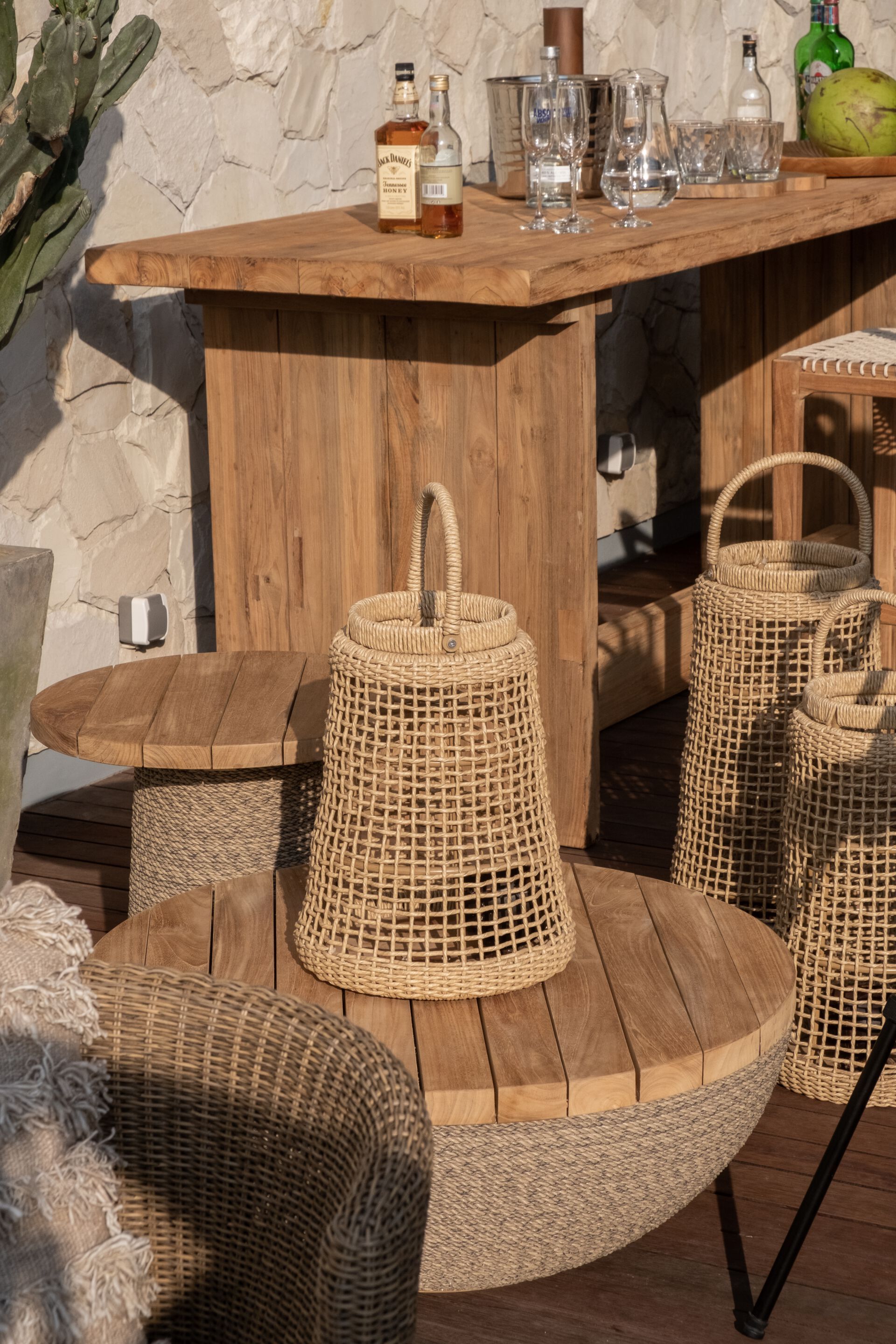 Твердый деревянный круглый низкий садовый журнальный столик cbdesign Navy ARCH-00139680 - Вид №1