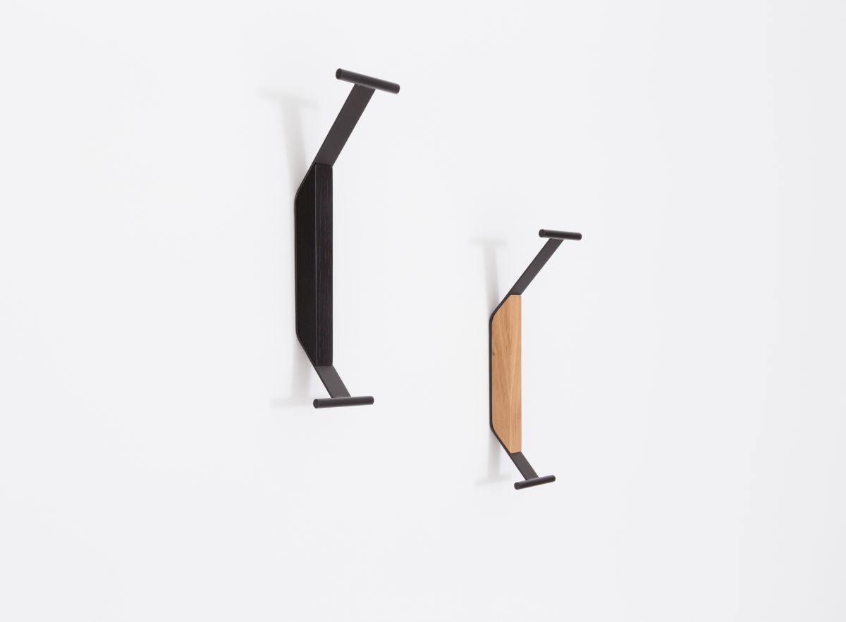 Стальная и деревянная вешалка для одежды Artek ARCH-00051982 - Вид №2