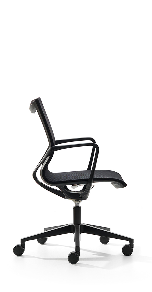 Y2A6L Ялтинское исполнительное и гостевое кресло Vaghi  - Вид №1