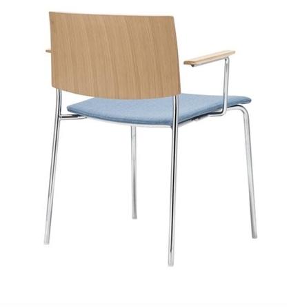 Andreu World Стул штабелируемый из дуба с подлокотниками и открытой спинкой Sit So1208 - Вид №9