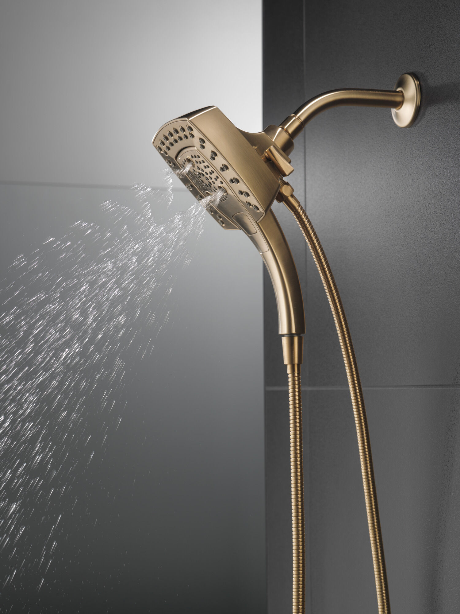 58474-CZ25 H2Okinetic® In2ition® Душ два в одном с 5 настройками Delta Faucet Universal Showering Шампанское бронза  - Вид №4