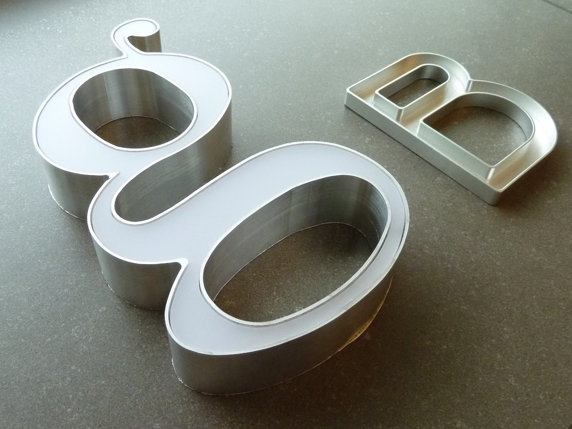 Ремесленный артефакт YDF INSEGNA LUMINOSA ARCH-00063485 - Вид №1