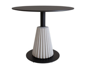 Бетонный журнальный столик