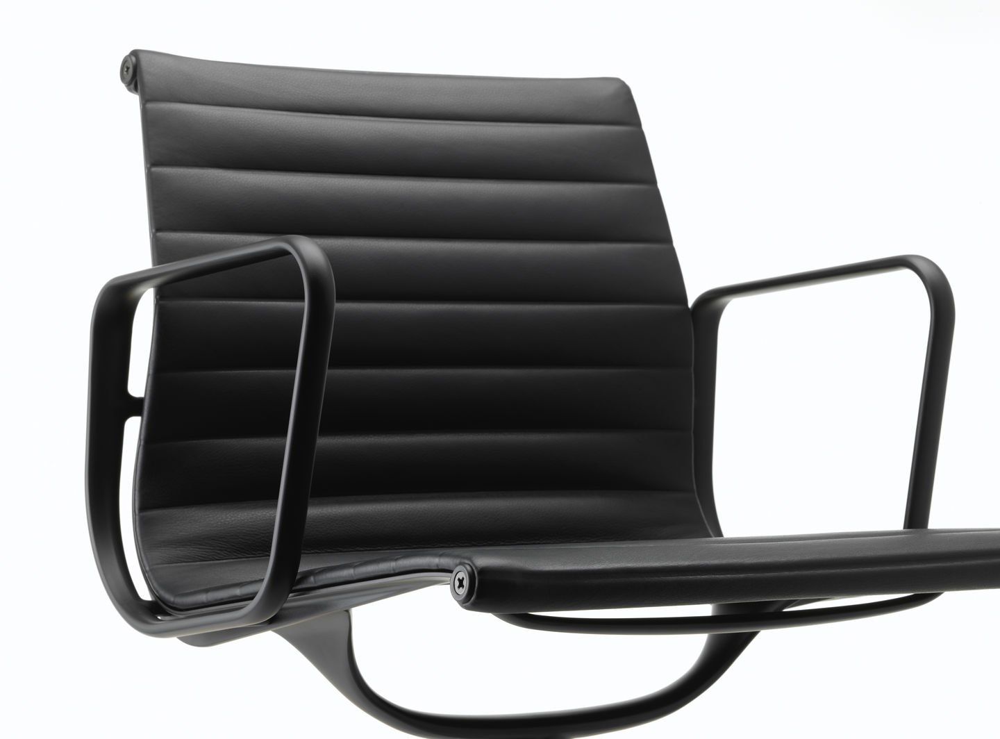 Ткань спиц поворотный стул с подлокотниками VITRA Eames Aluminium Group ARCH-00087363 - Вид №26