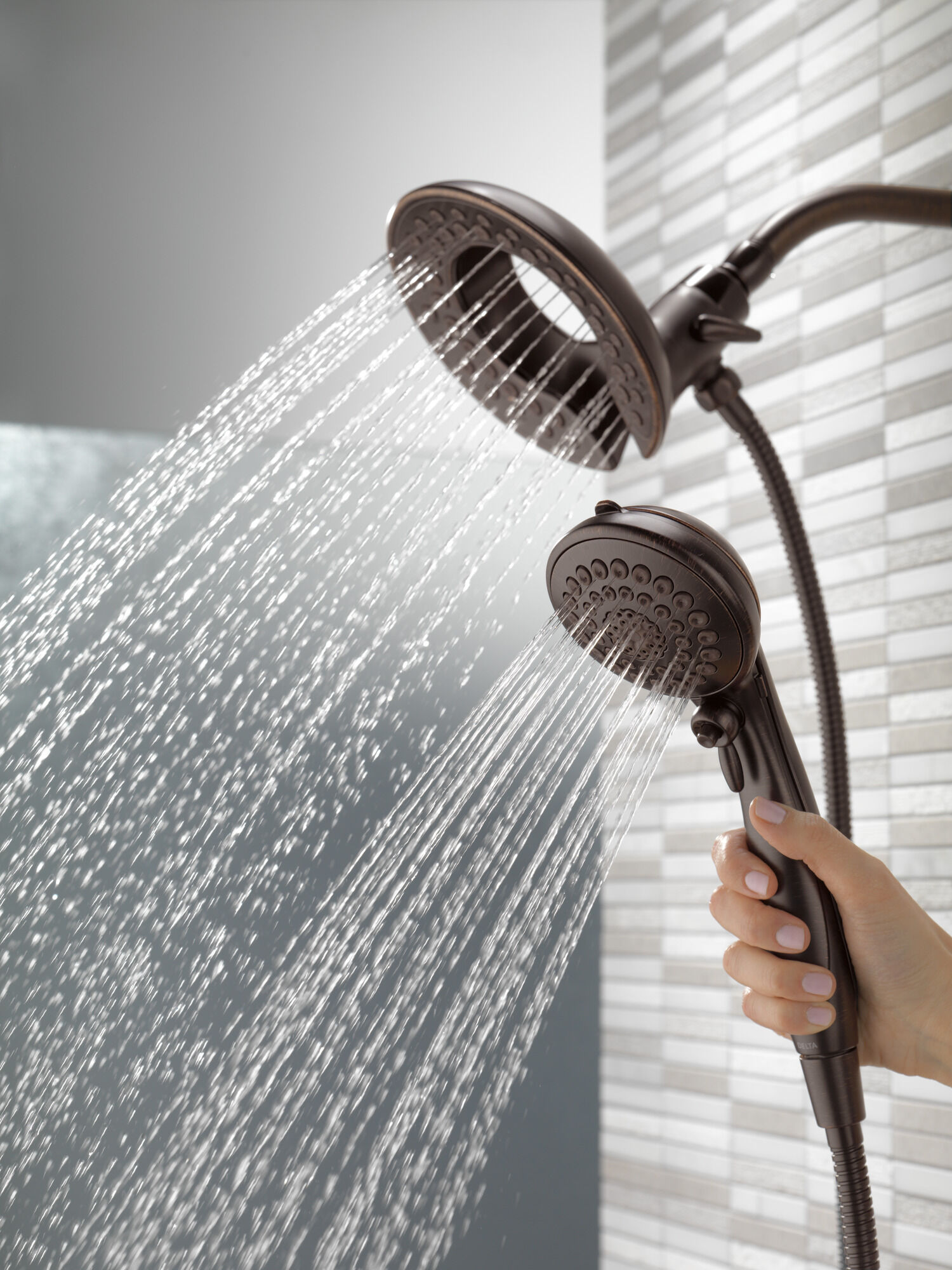58569-RB-PK In2ition® Душ 2 в 1 с 5 настройками Delta Faucet Universal Showering Венецианская бронза  - Вид №5