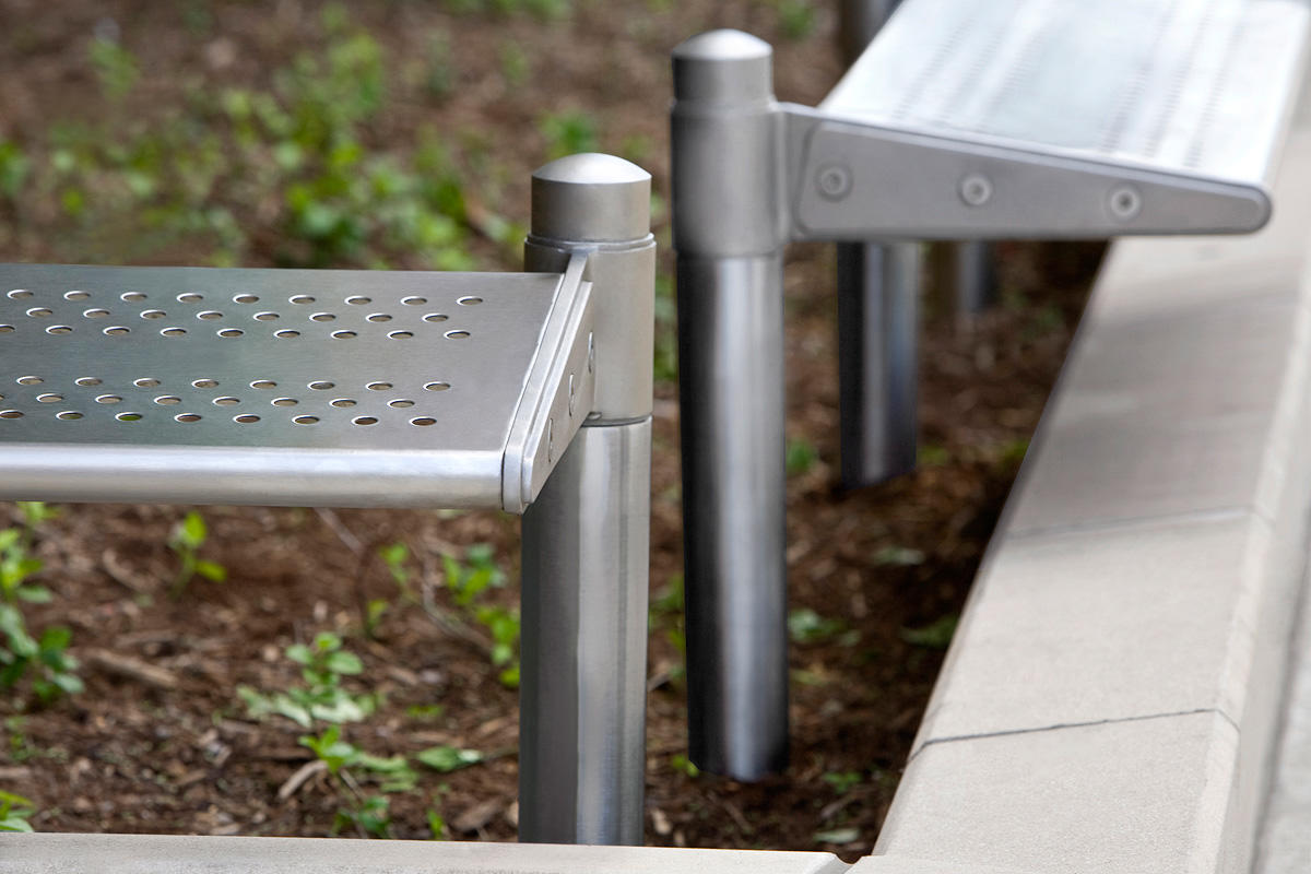 FSRT83 Сидение для транзита  Forms-surfaces  - Вид №4