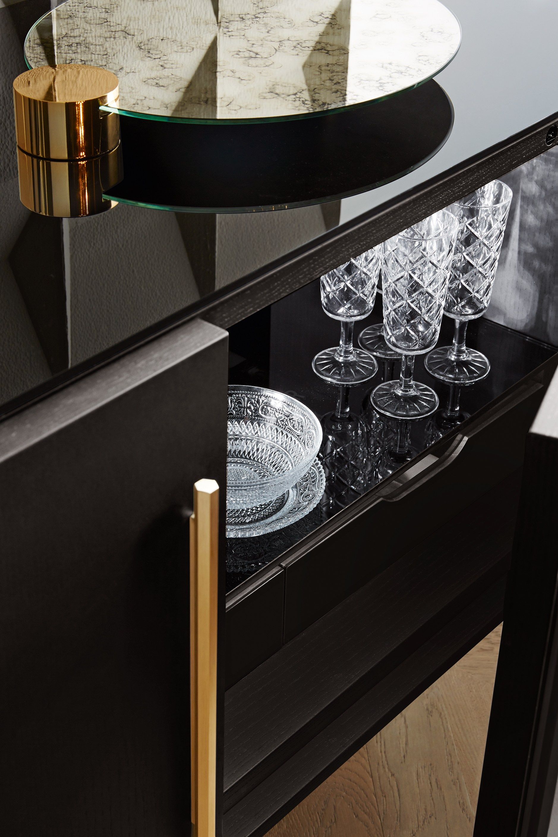 Деревянный шкаф с распашными дверями Gallotti&Radice Tama ARCH-00052651 - Вид №2