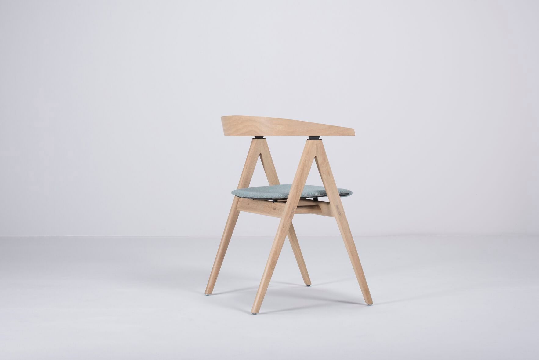 Мягкий стул с открытой спинкой Gazzda Ava ARCH-00071806 - Вид №5