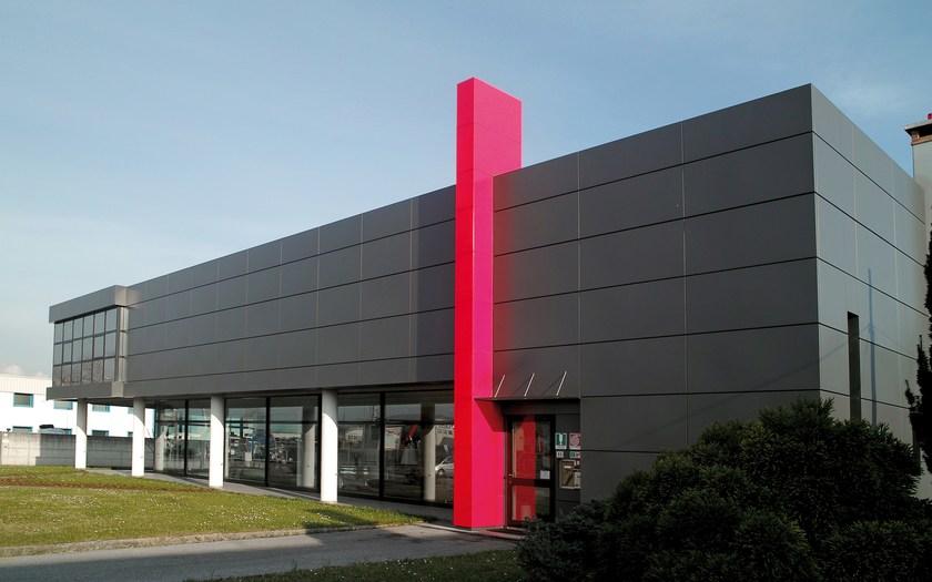 atena Модульная облицовка предварительно сформированными индивидуальными панелями sun-id-1468428 - Вид №10