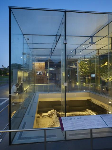 PILKINGTON ITALIA Стекло с пиролитическим антибликовым покрытием sun-id-1376978 - Вид №1