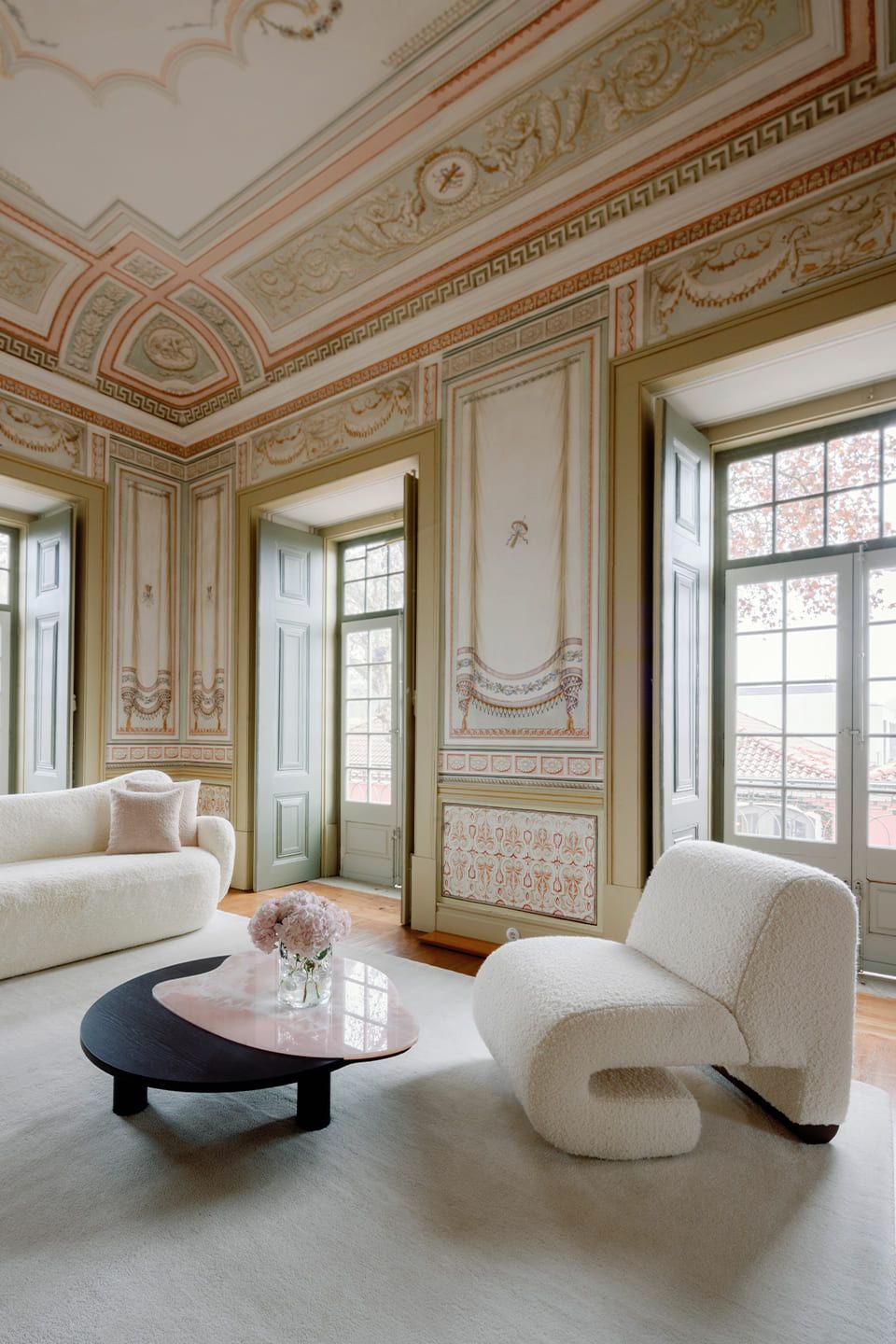 Низкий журнальный столик из розового дуба и оникса Greenapple Bordeira ARCH-00137160 - Вид №9