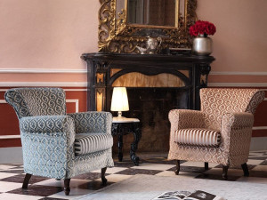 Тканевое кресло