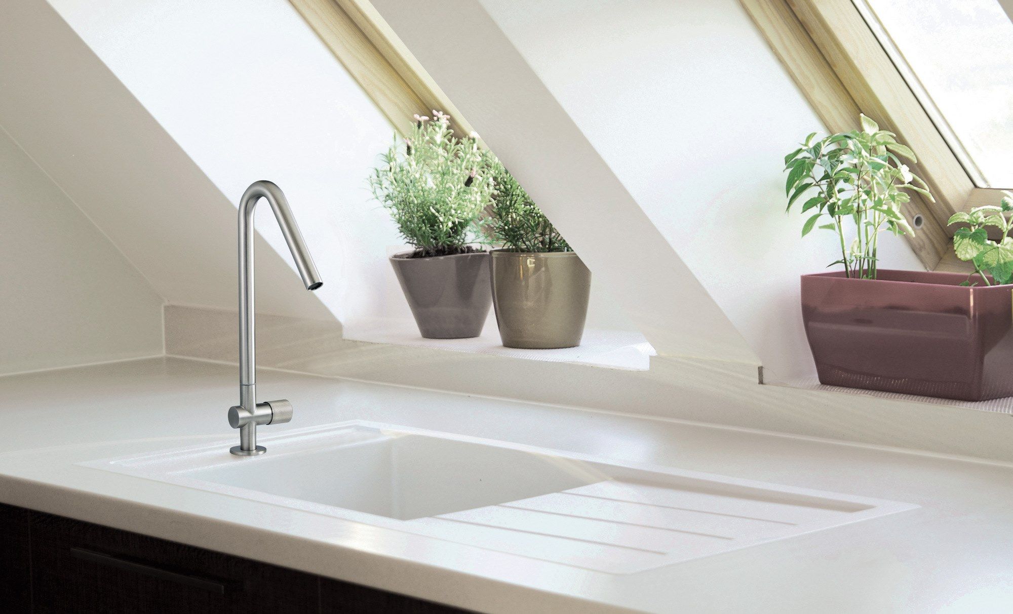 Однорычажный смеситель для кухни из нержавеющей стали Rubinetterie Treemme 22 мм ARCH-00056065 - Вид №1