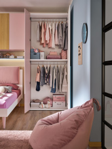 Палубная спальня с подвесными модулями