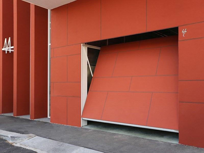 DE NARDI Подъемно-поворотная дверь гаража заподлицо со стеной sun-id-1411829 - Вид №2