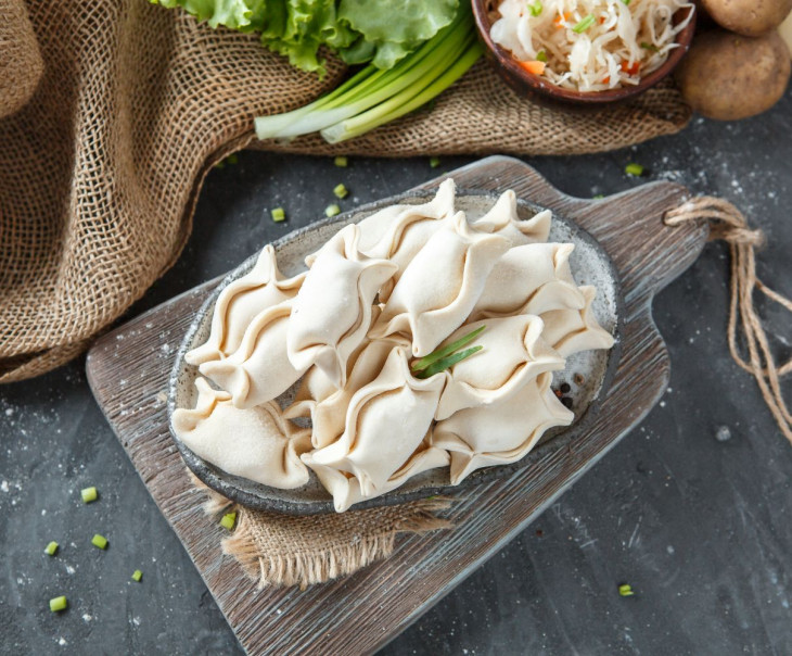 4719 Вареники с картофелем и квашеной капустой Зинаида и Сергей Белан Вкусляндия 