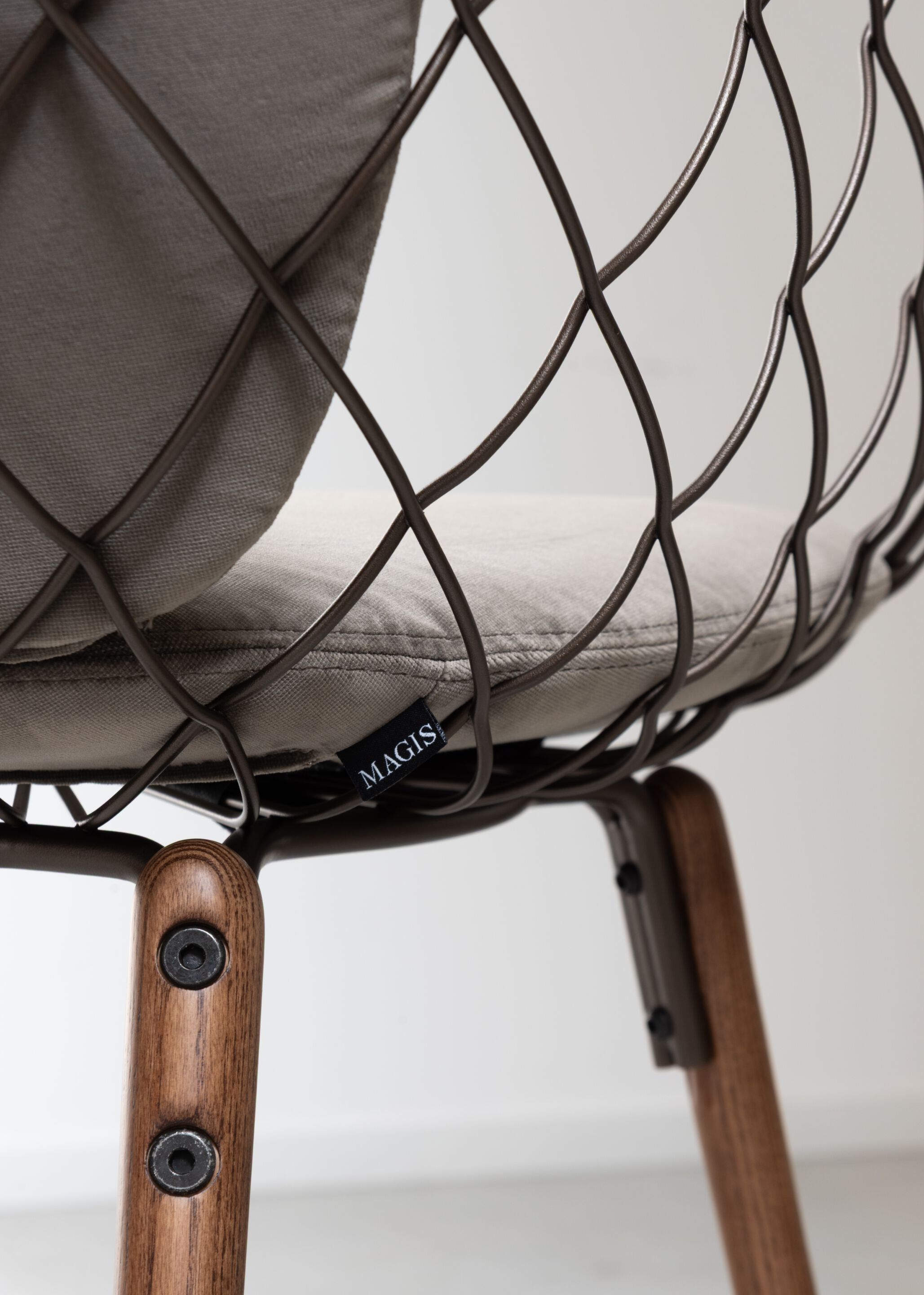 Стальной и деревянный стул с подлокотниками Magis Piña ARCH-00075457 - Вид №6