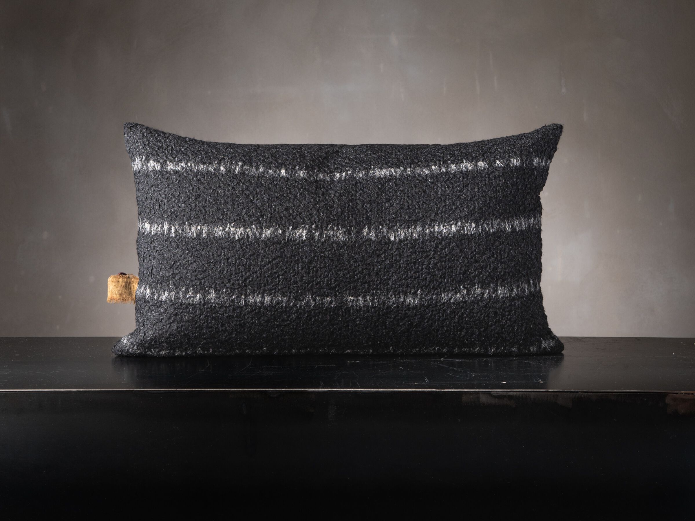 Прямоугольная подушка из мохера The House of Lyria ARTEMONE ARCH-00079601 - Вид №1